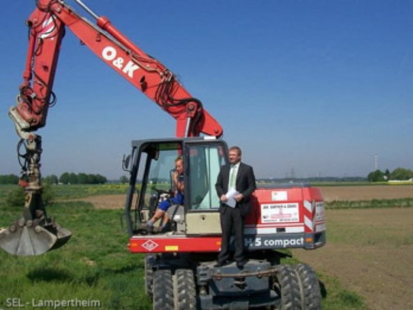 4988228537 002 377676bf2e771dagc9221acfb667eaff1